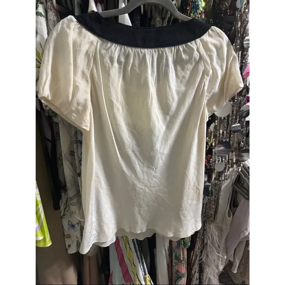 Banana Republic White Top with Black V-Neck and Amber Jewels, size S